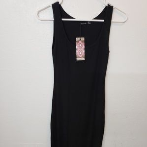 Sleeveless midi dress